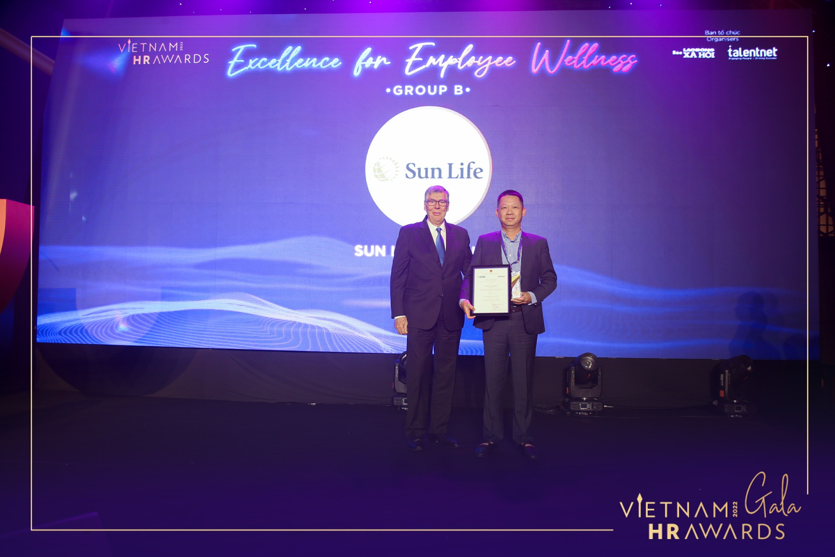 Vietnam HR Awards Gala 2022: Honor 15 Businesses That Bring Comprehensive Joy 50 Sun Life Vietnam