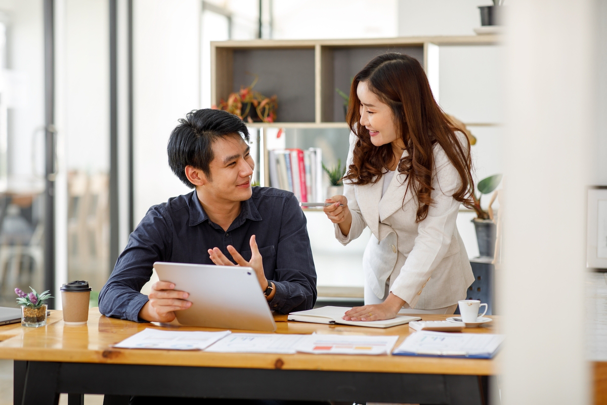Dịch Vụ Thuê Ngoài Tính Lương Giúp Giải Quyết Khúc Mắc Lương Thưởng 3 Những vấn Äá» liên quan Äến lương dá» trá» thà nh nguyên nhân khiến nhân sá»± nghiÌ viá»c. Ảnh: jobstreet