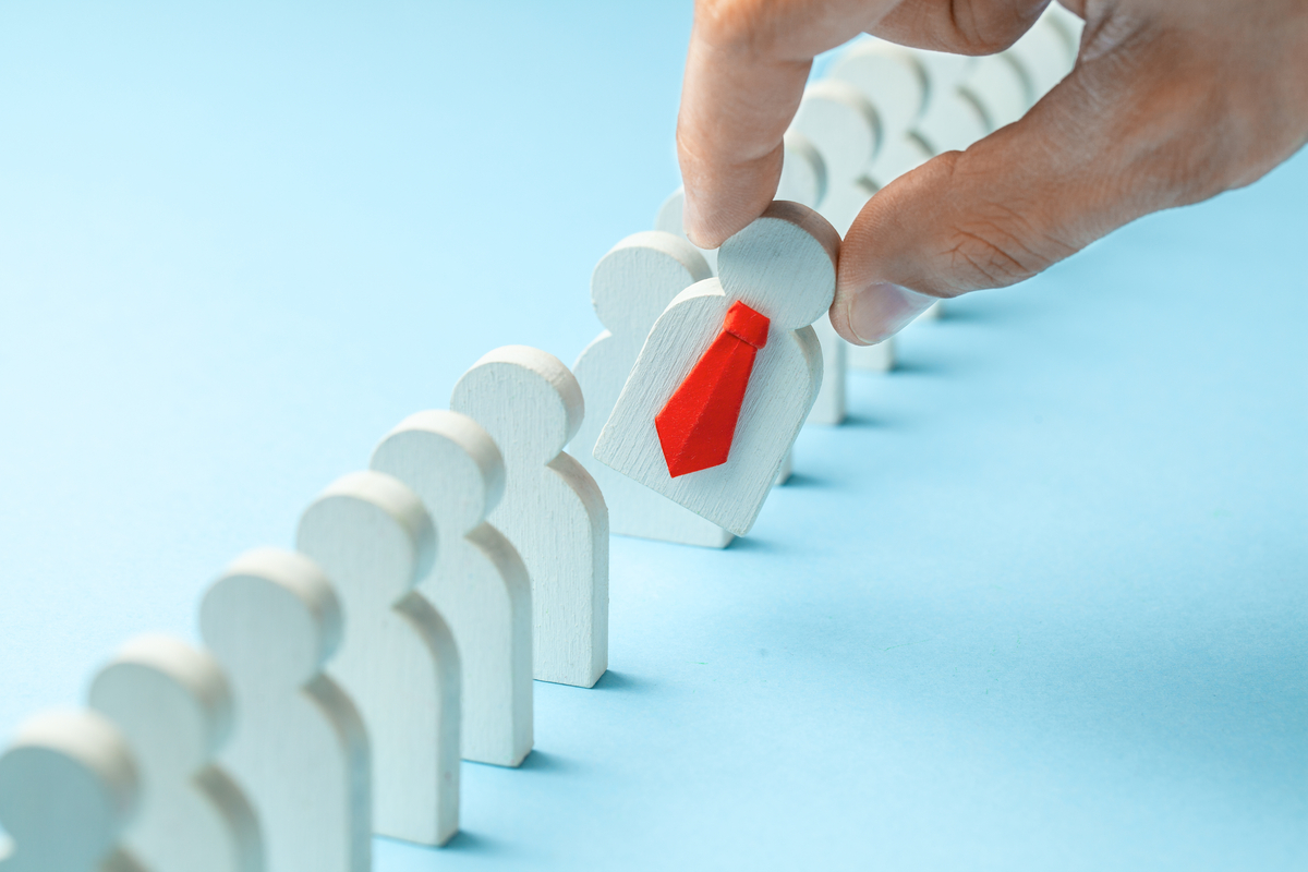To Do Performance Management Effectively 2 Businesses must have many ways to manage employees’ performance and approach them to effectively support employees.