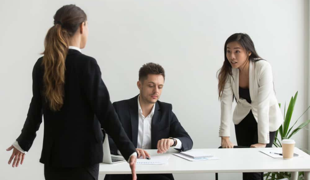 Workplace Culture Conflict: What Should HR Department Do? 3 workplace-culture-conflict