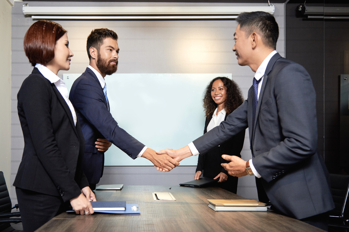 5 Lý Do Công Ty Bạn Cần Dịch Vụ Tuyển Dụng và Tư Vấn Nhân Sự 3 5 Reasons Your Company Needs HR Consulting and Executive Search Services
