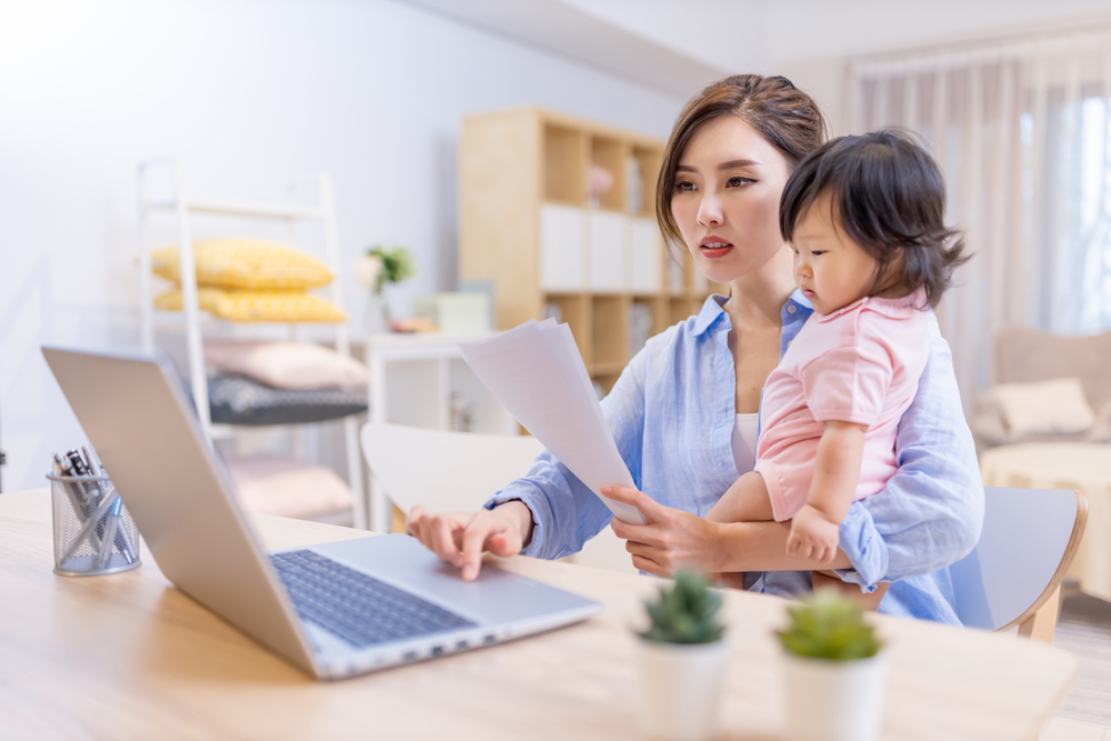 Tháng Gia Đình, Nghĩ Về Áp Lực Nơi Công Sở Của Các Bậc Phụ Huynh 3 National Family Month â Be Honest About The Pressure On Working Parents