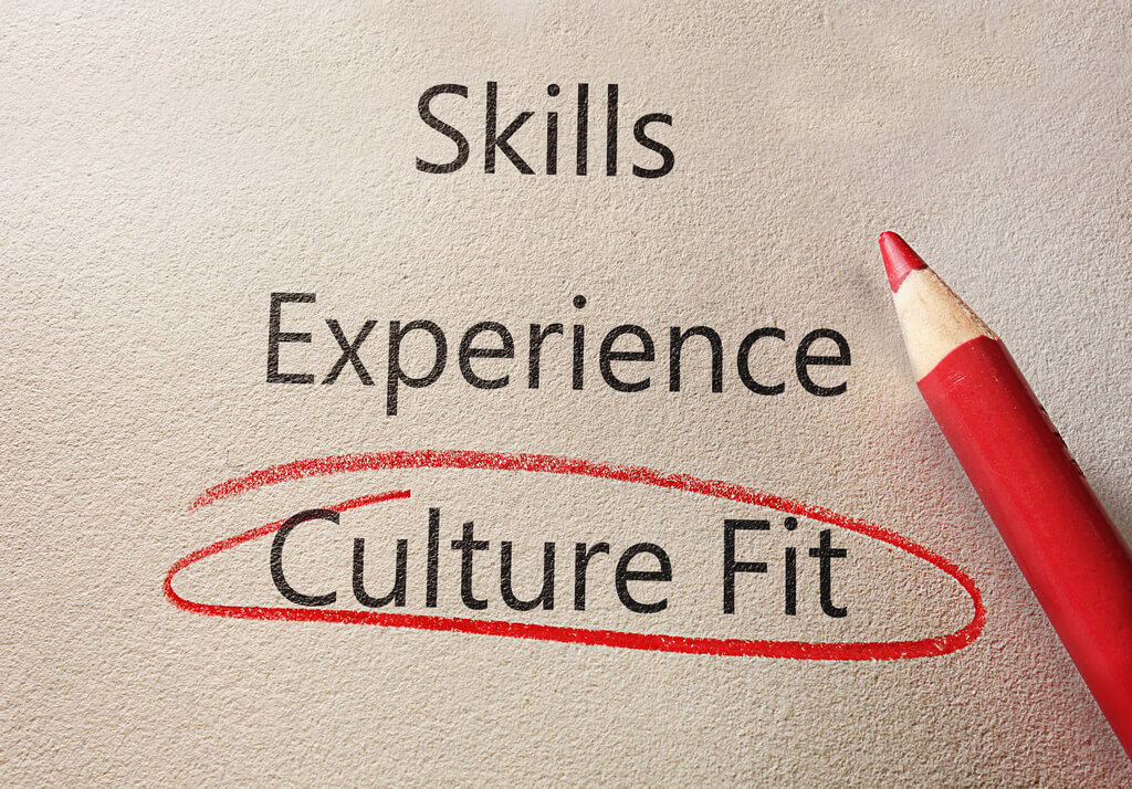 What Do Foreign Companies Need For Successful Talent Recruitment? 2 Vietnam business culture