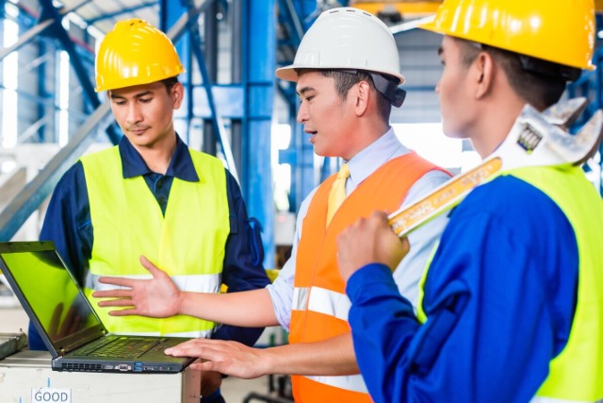Xây Dựng Chương Trình Đào Tạo Trong Ngành Sản Xuất: Những Điều Cần Biết