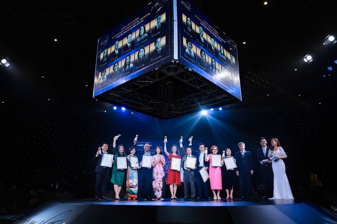 'Đèn Giao Thông' Cho Lộ Trình Phát Triển Của Doanh Nghiệp 4 Giải thưá»ng Vietnam HR Awards 2020 âphát hiá»nâ ra nhiá»u Äá»i ứng, giải pháp nhân sá»± sáng tạo, giúp công ty váºn hà nh hiá»u quả trong tình hình cấp bách.
