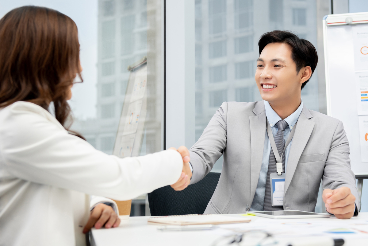 According to the Mercer 2020 Global Talent Trends Study, although 78% of employees say they are ready to reskill, executives believe only 45% of their current workforce can adapt to the change.