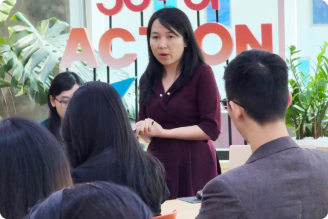 ∞ Q&A 08/8</br>Giải Đáp Chuyên Sâu Về</br> Pháp Luật Lao Động</br>& Bảo Hiểm Bắt Buộc 2025