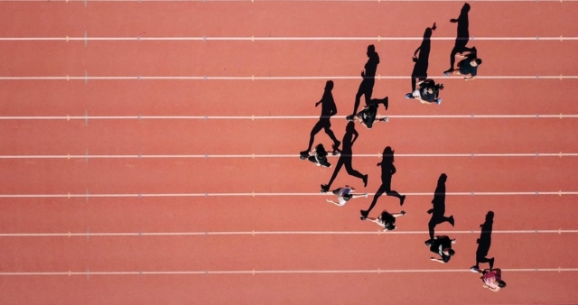 Difference Between OKR and KPI: Guide to Use Both