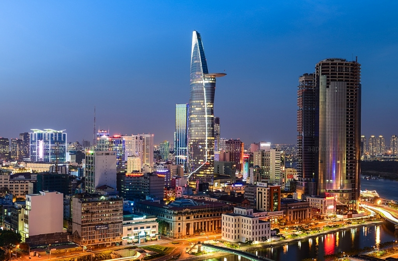 Mức lương trung bình ở TPHCM so với Hà Nội 2 Mức lương trung bình giữa TP.HCM và Hà Nội