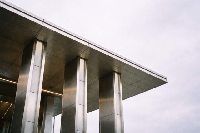 How to Build a Competitive Compensation Package for Vietnam Talent