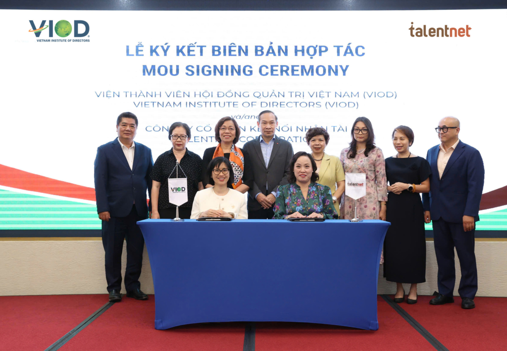 z7747536441990 f98f0ed36bcbb888260300cdf33b615a 2