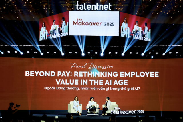 THE MAKEOVER 2026</br>RE.verse