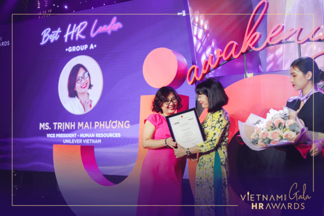 Vietnam HR Awards Gala 2022: Honor 15 Businesses That Bring Comprehensive Joy 52 FB Mai Phuong